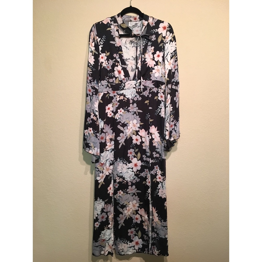 Lulu’s floral maxi dress